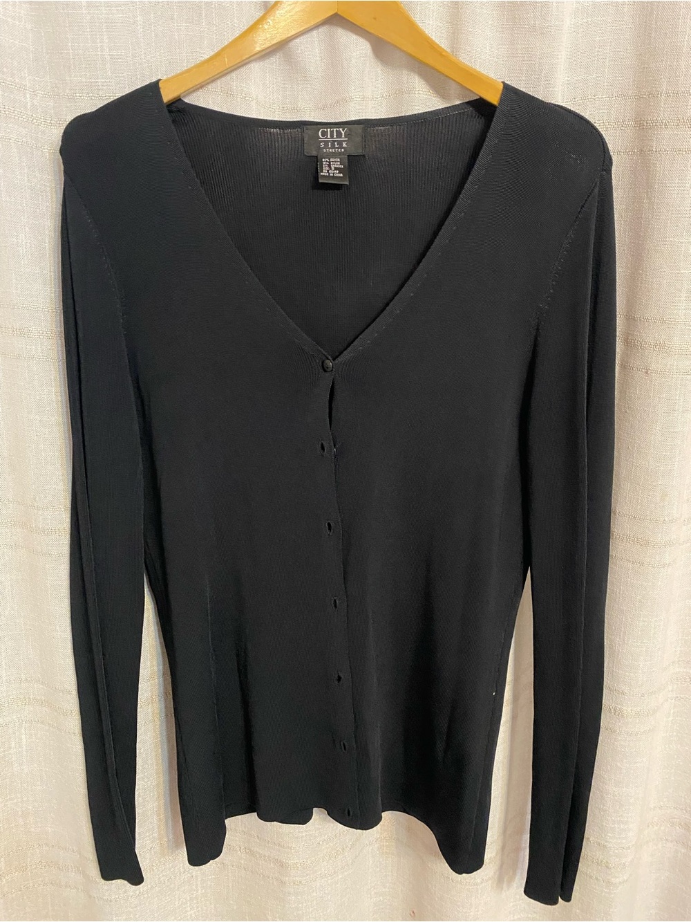 🍂 Vintage Y2K City Silk Stretch Ribbed V-Neck Cardigan Black Small